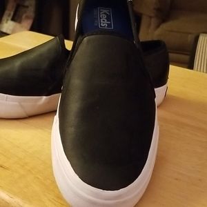 Black leather keds worn 1x size 8